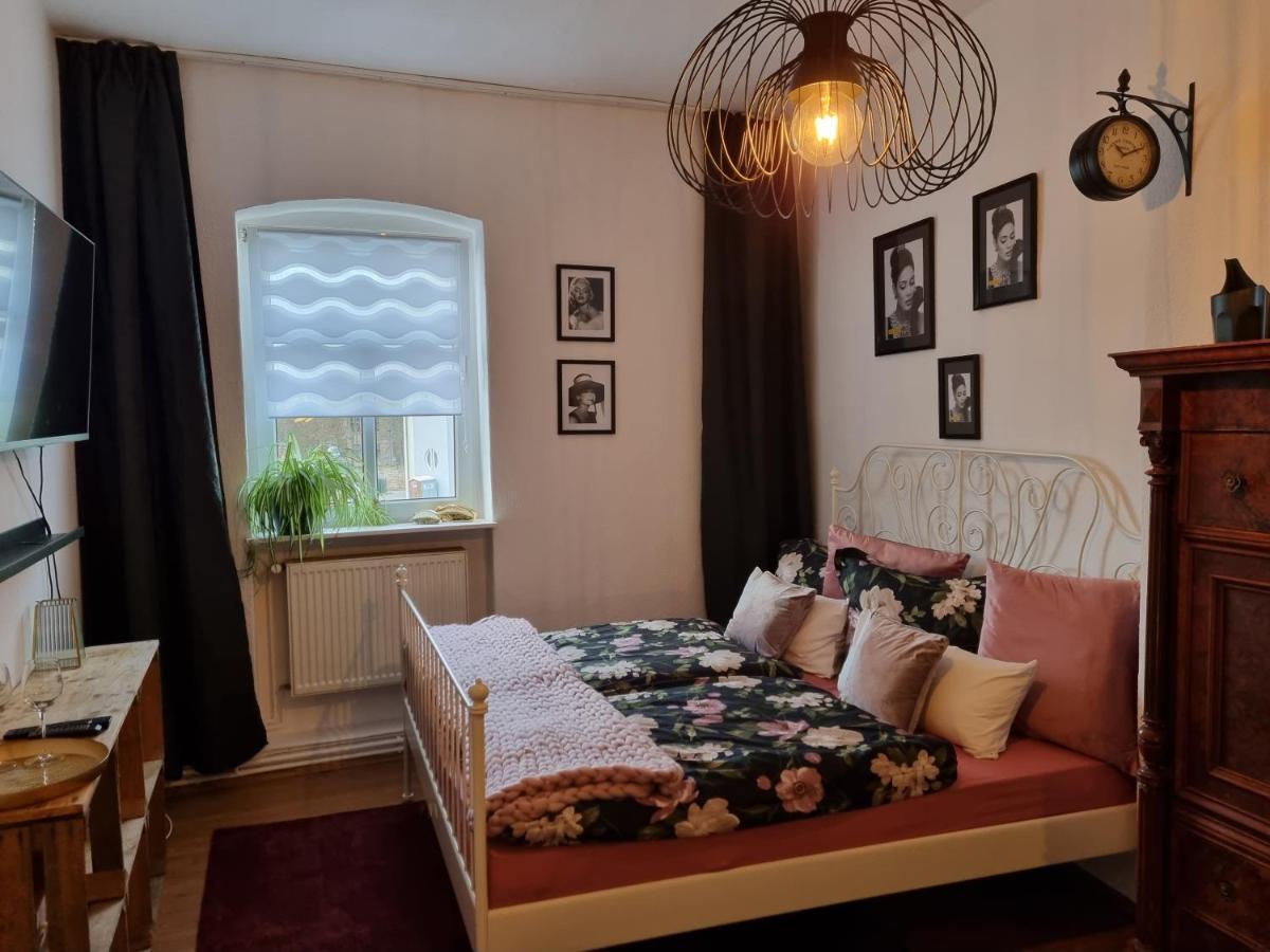 Gigi'S Ferienwohnung Nr. 1 Oschersleben Ngoại thất bức ảnh